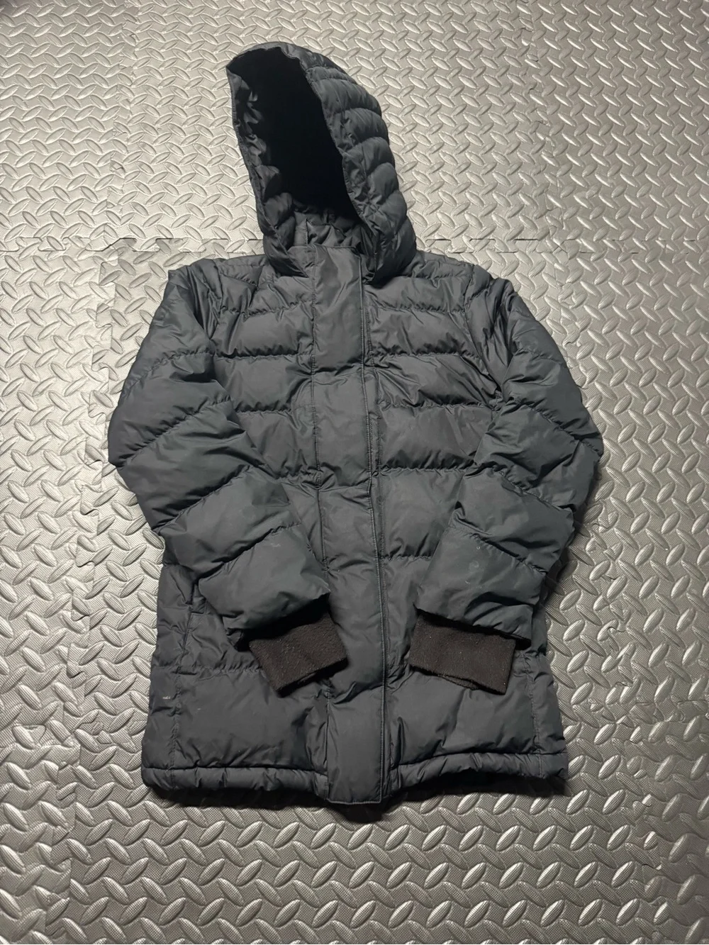 Athleta Girl Black Hooded Goose Down Puffer Jacket Size 12 Large Winter Coat